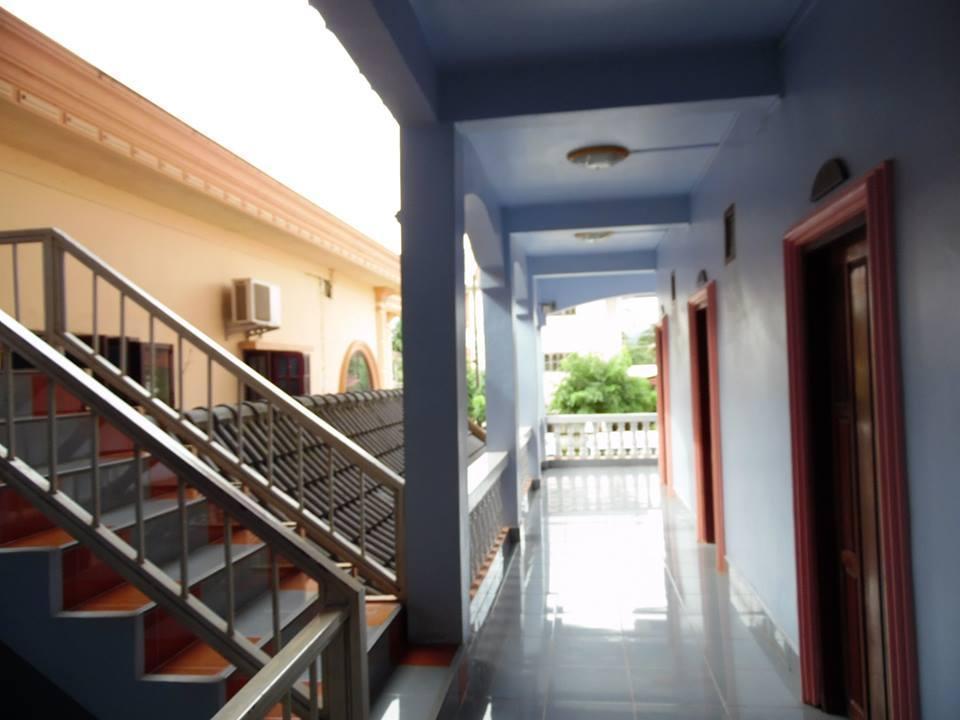 Viengsavanh Guesthouse Vang Vieng Exteriér fotografie
