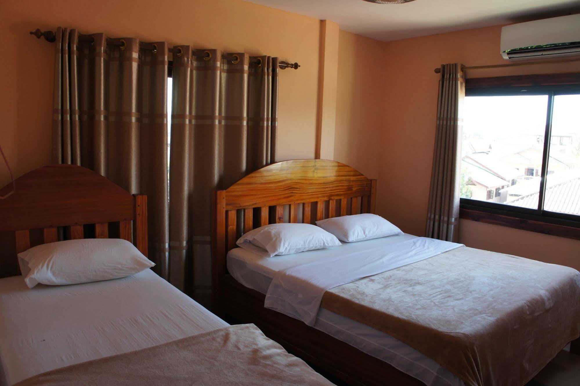 Viengsavanh Guesthouse Vang Vieng Exteriér fotografie
