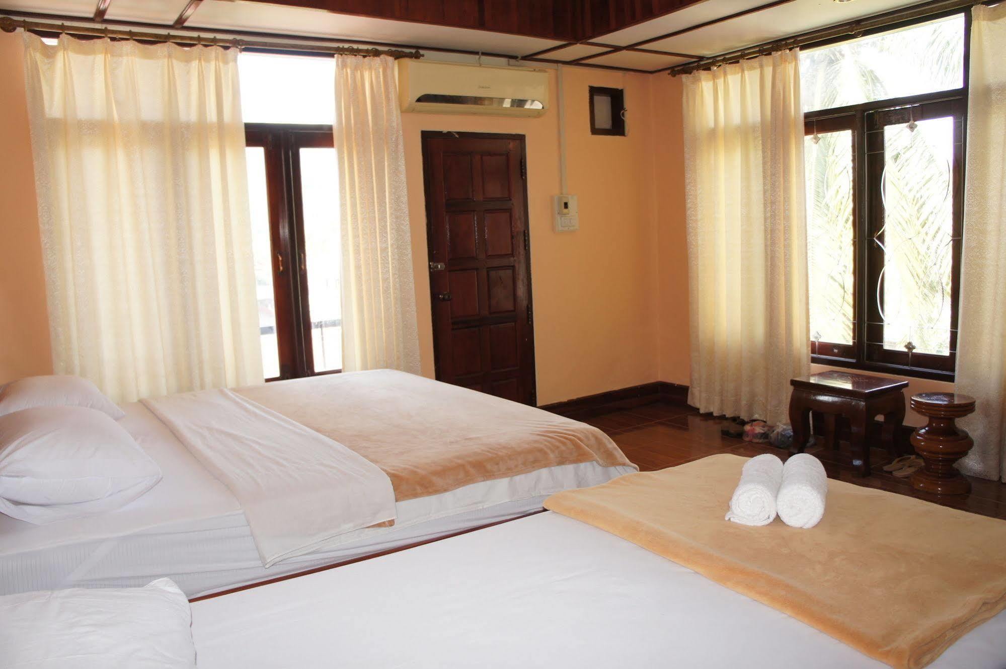 Viengsavanh Guesthouse Vang Vieng Exteriér fotografie
