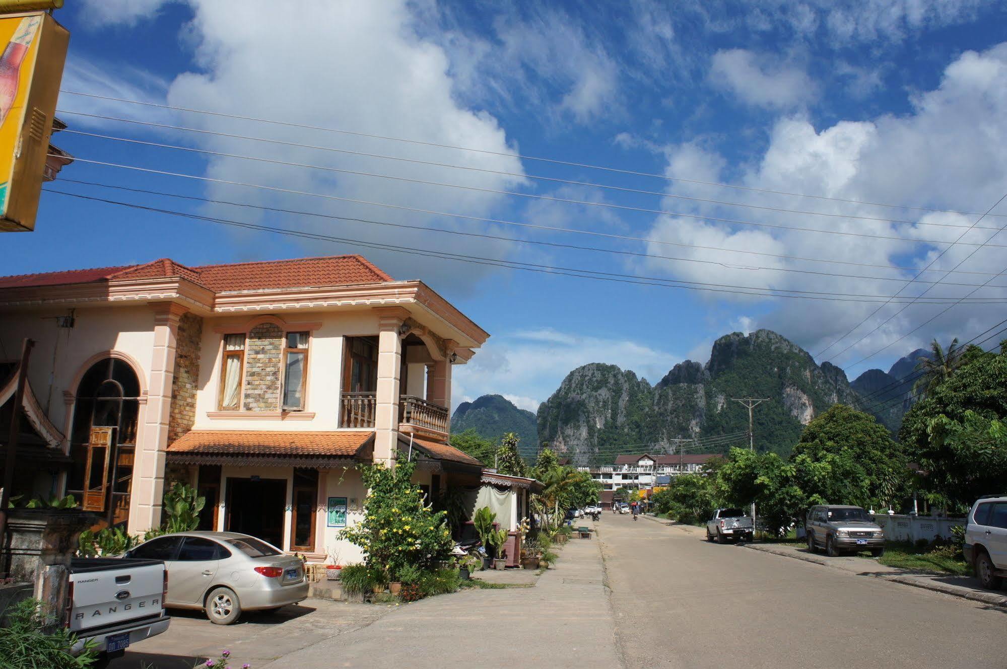 Viengsavanh Guesthouse Vang Vieng Exteriér fotografie